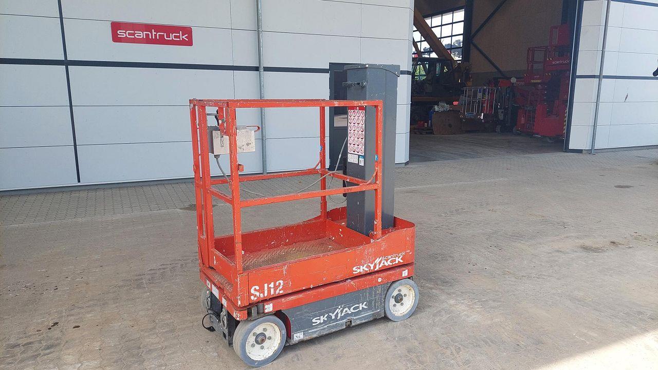 Skyjack SJ12