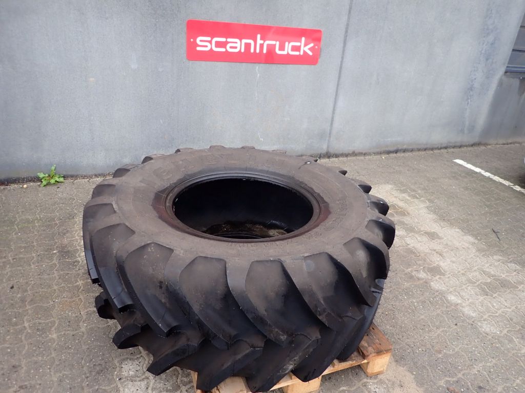 Dæk 540/65R24TLM XM108